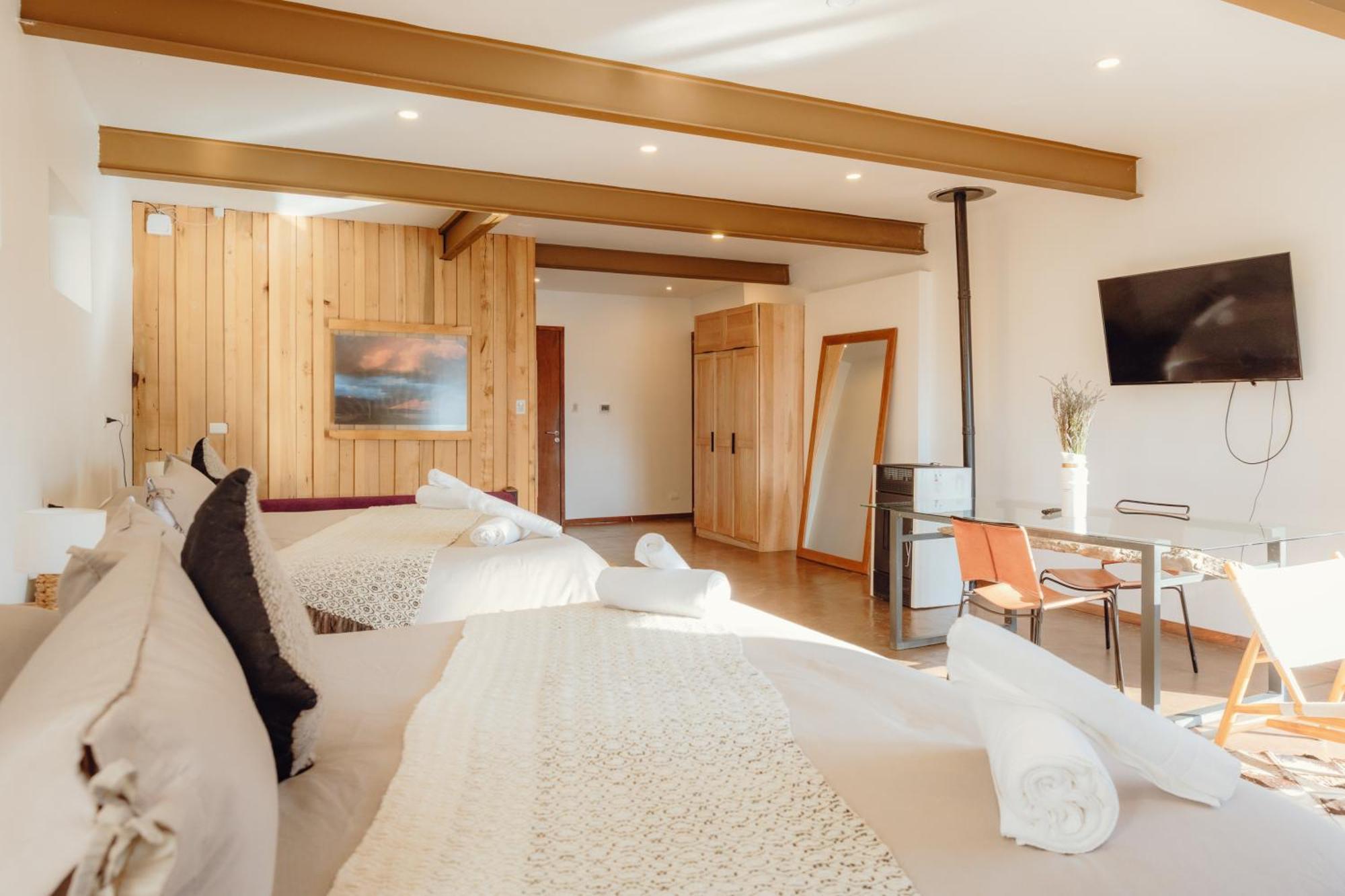 Hotel Patagonia House Coyhaique Exterior photo