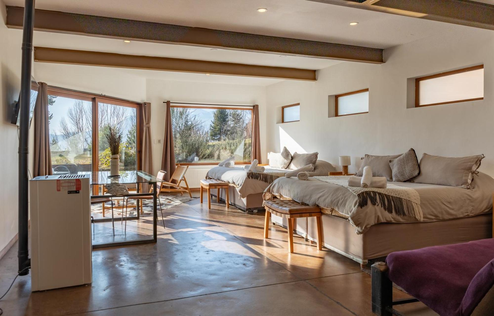Hotel Patagonia House Coyhaique Exterior photo