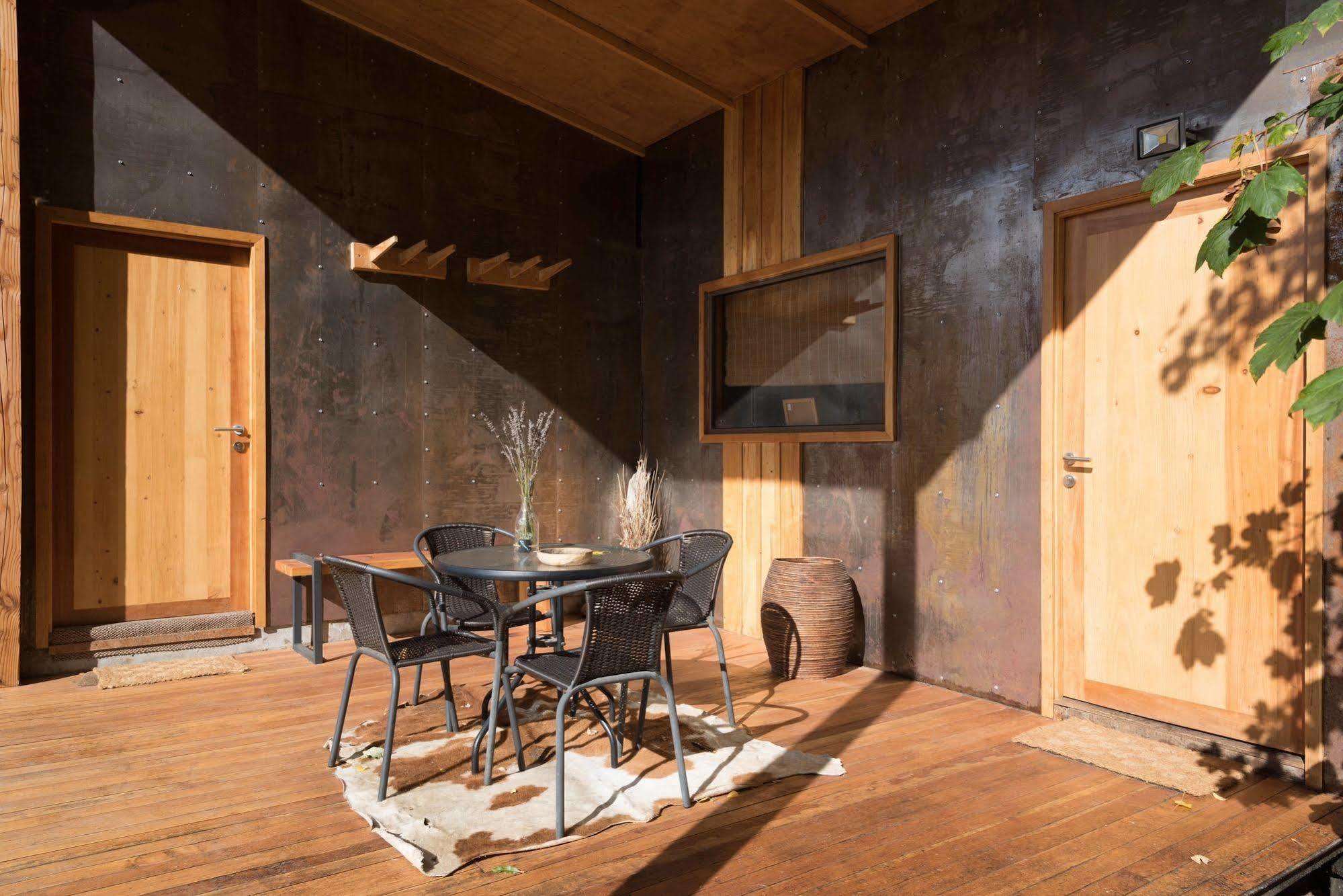 Hotel Patagonia House Coyhaique Exterior photo